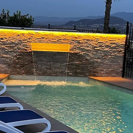 La Mirage Villa Coin